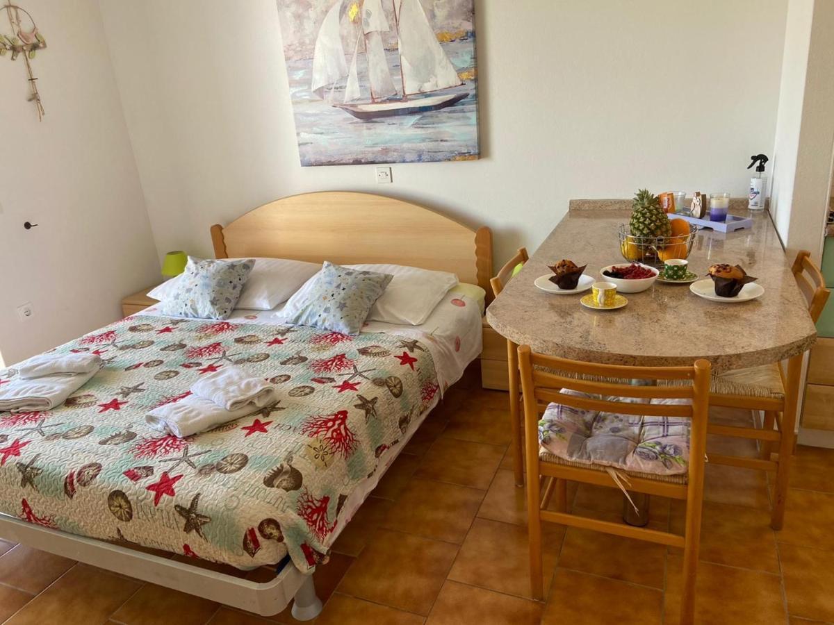 Apartments Tri Zala Zrnovo Buitenkant foto
