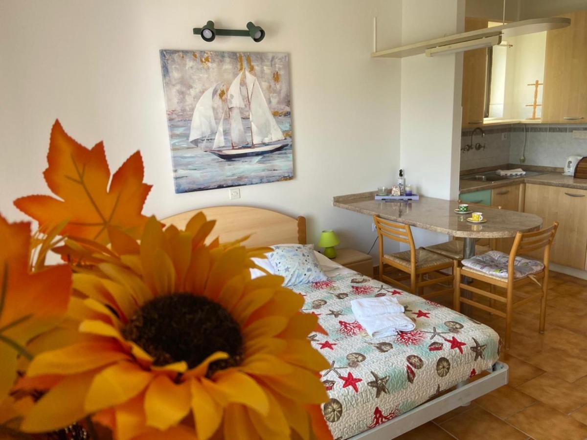 Apartments Tri Zala Zrnovo Buitenkant foto